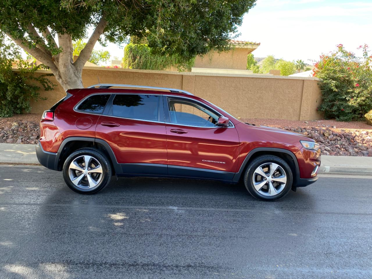 Jeep Cherokee Limited FWD 2020