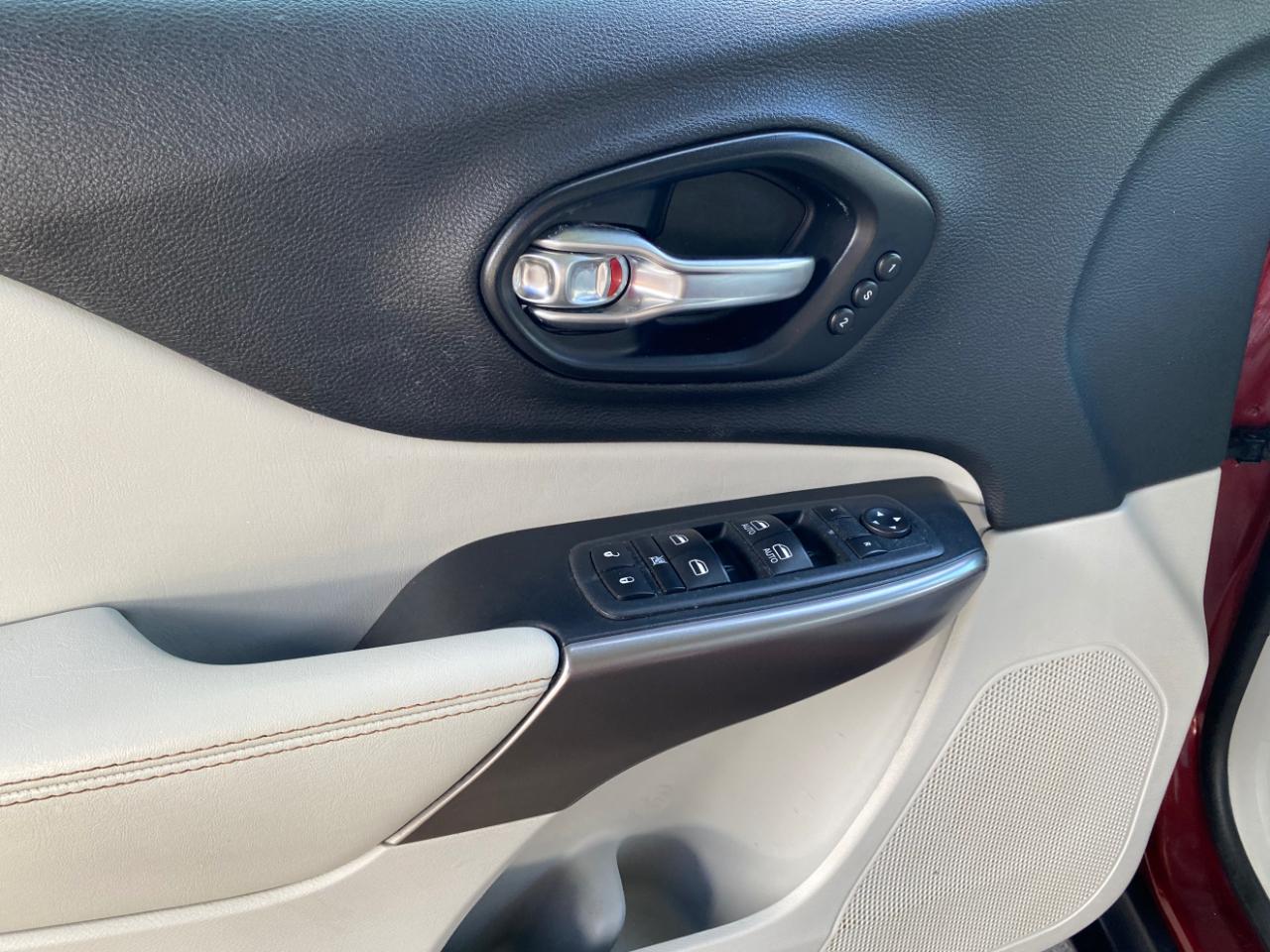 Jeep Cherokee Limited FWD 2020