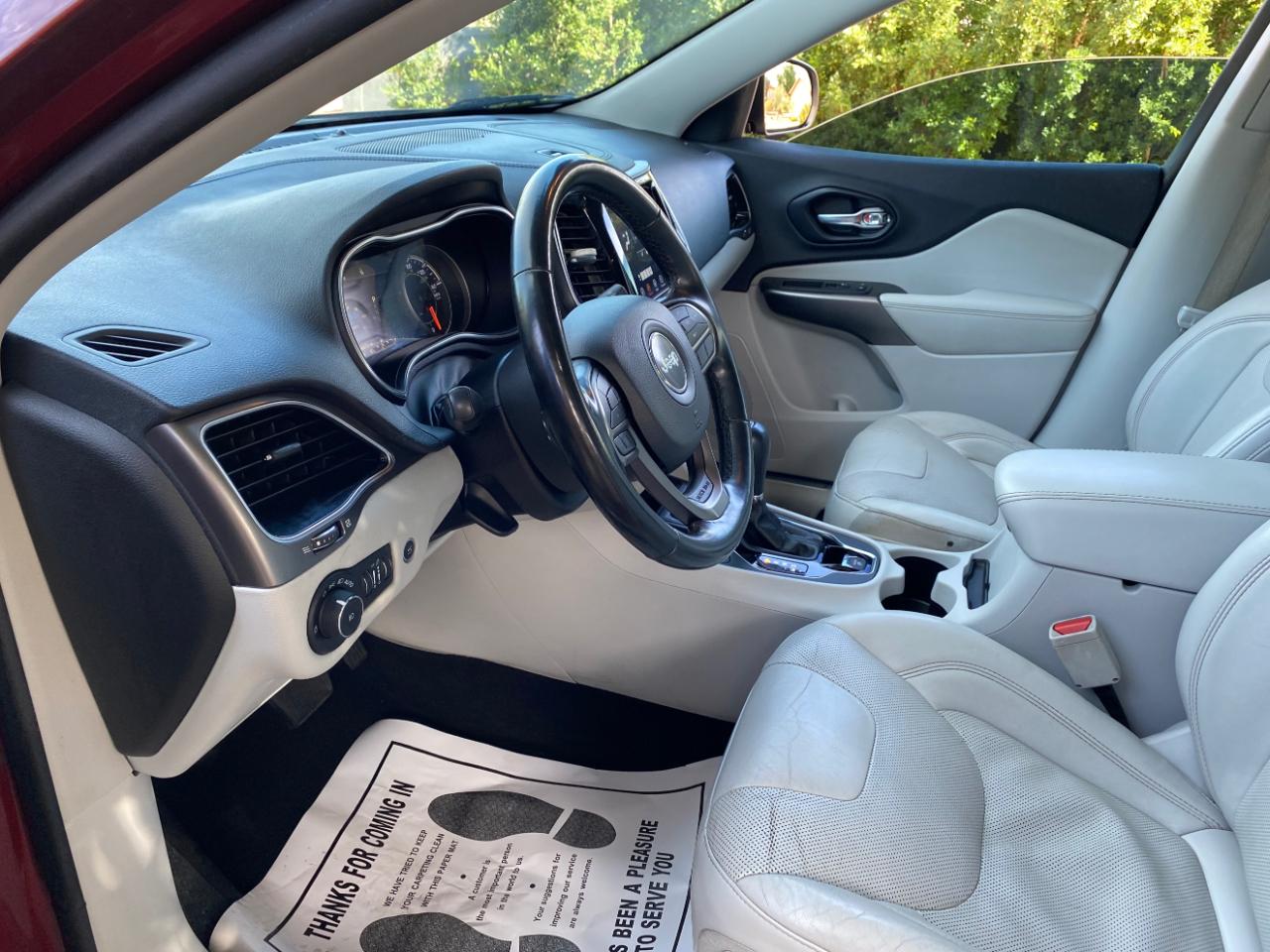 Jeep Cherokee Limited FWD 2020