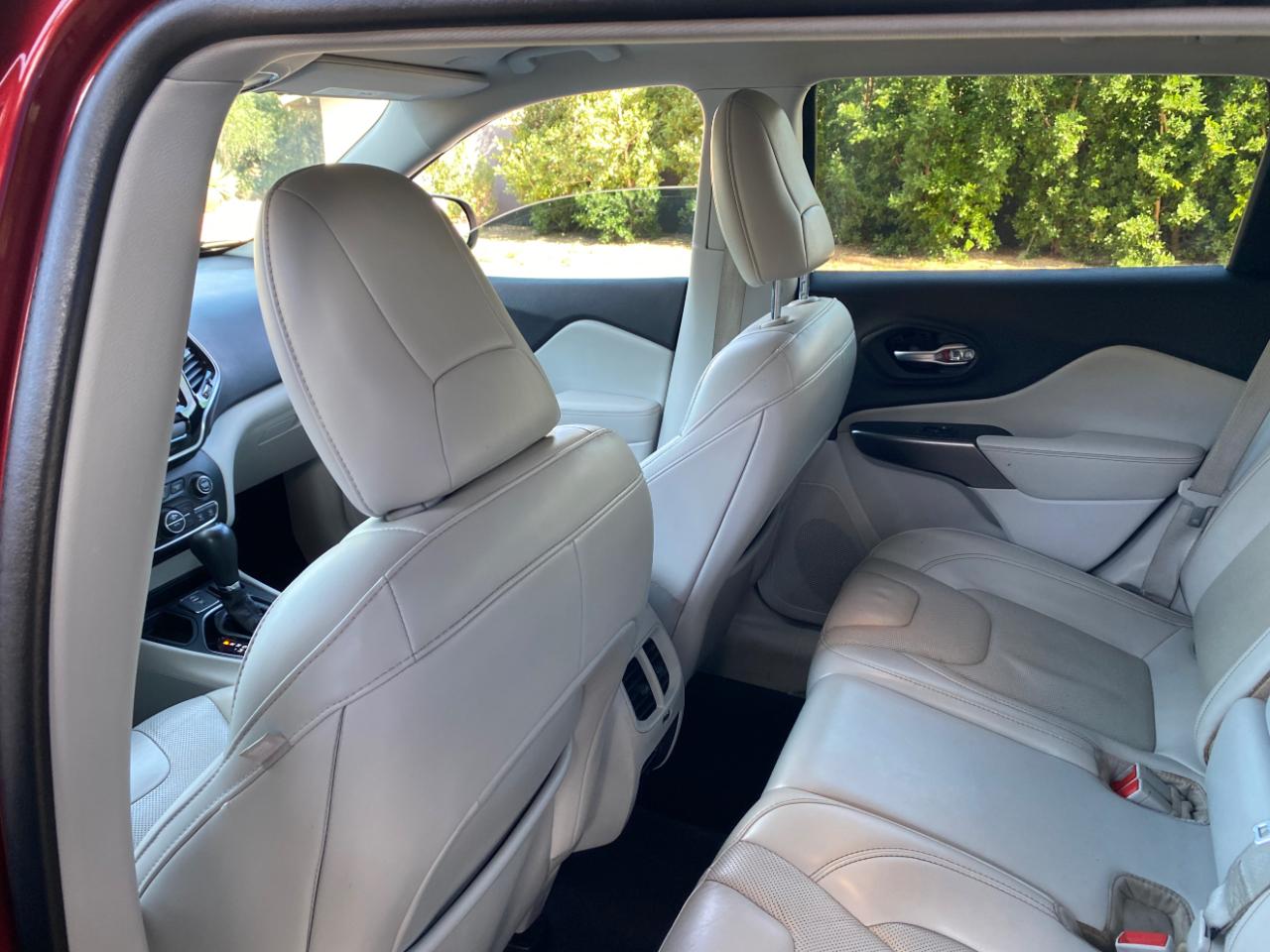 Jeep Cherokee Limited FWD 2020