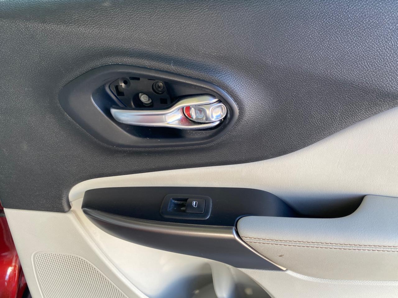 Jeep Cherokee Limited FWD 2020