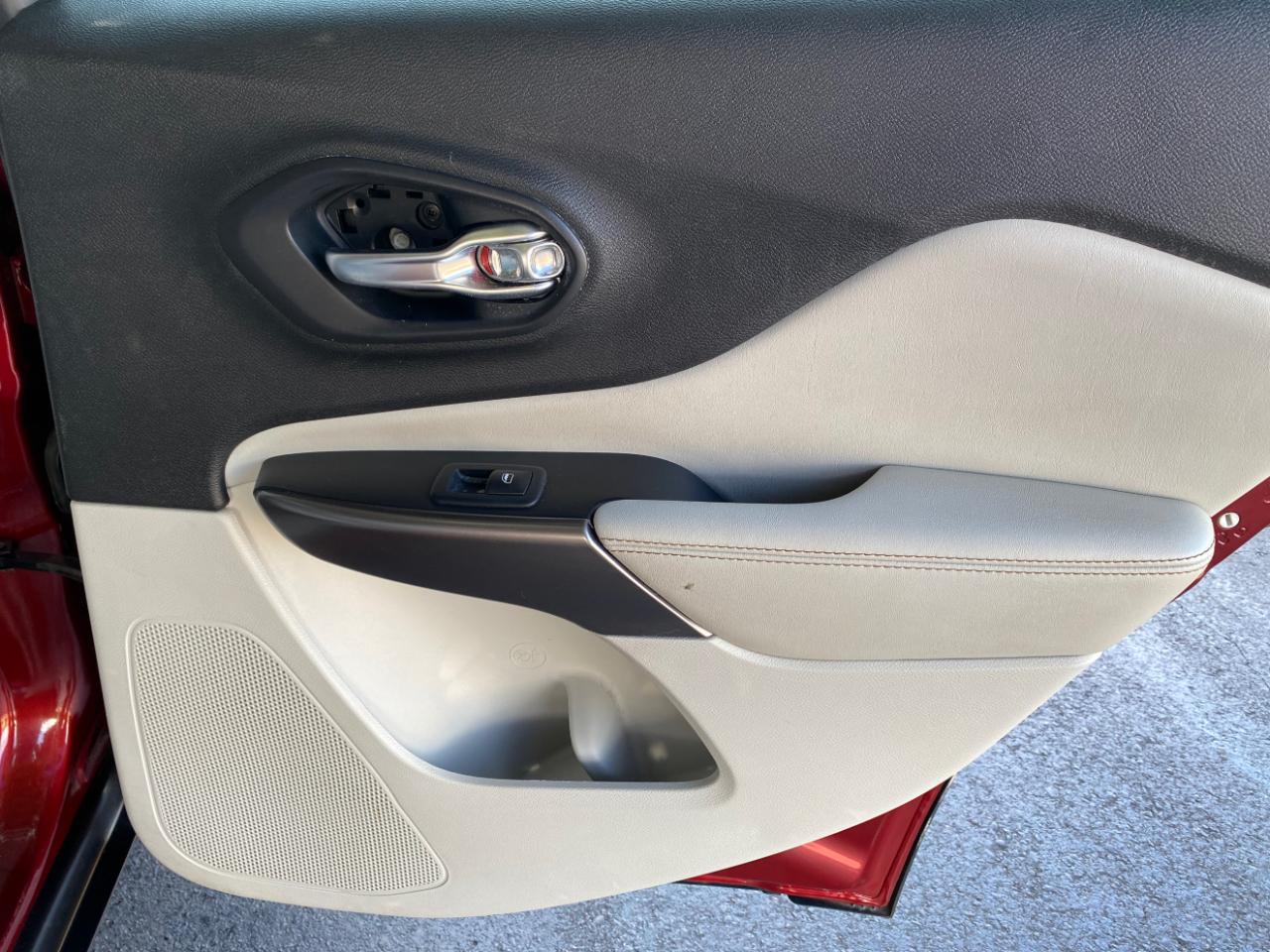 Jeep Cherokee Limited FWD 2020