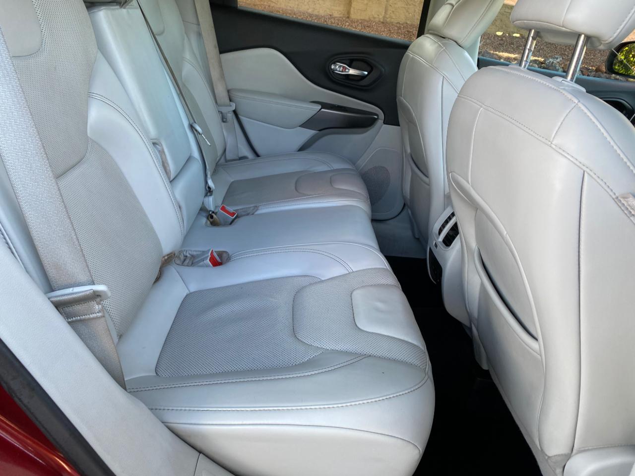 Jeep Cherokee Limited FWD 2020