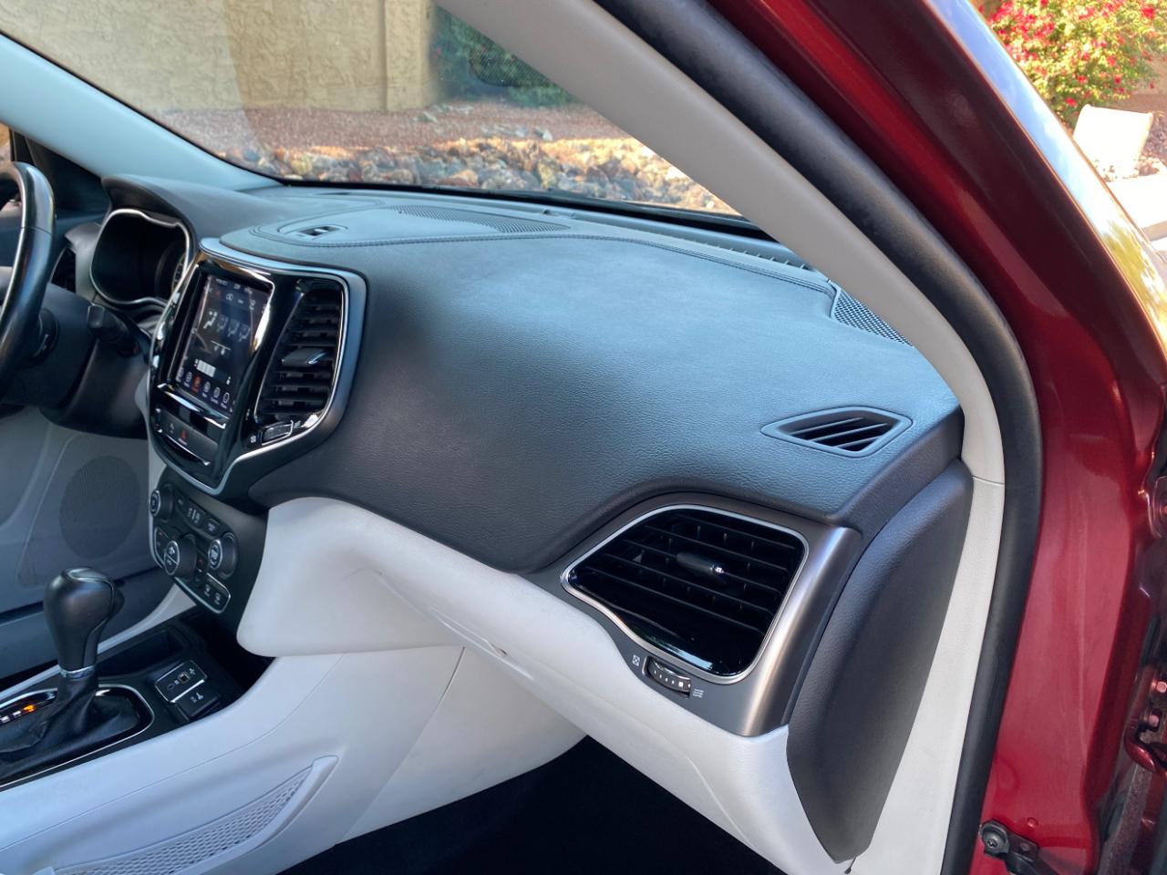 Jeep Cherokee Limited FWD 2020