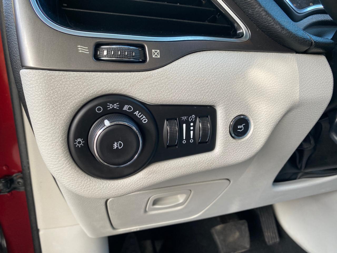 Jeep Cherokee Limited FWD 2020