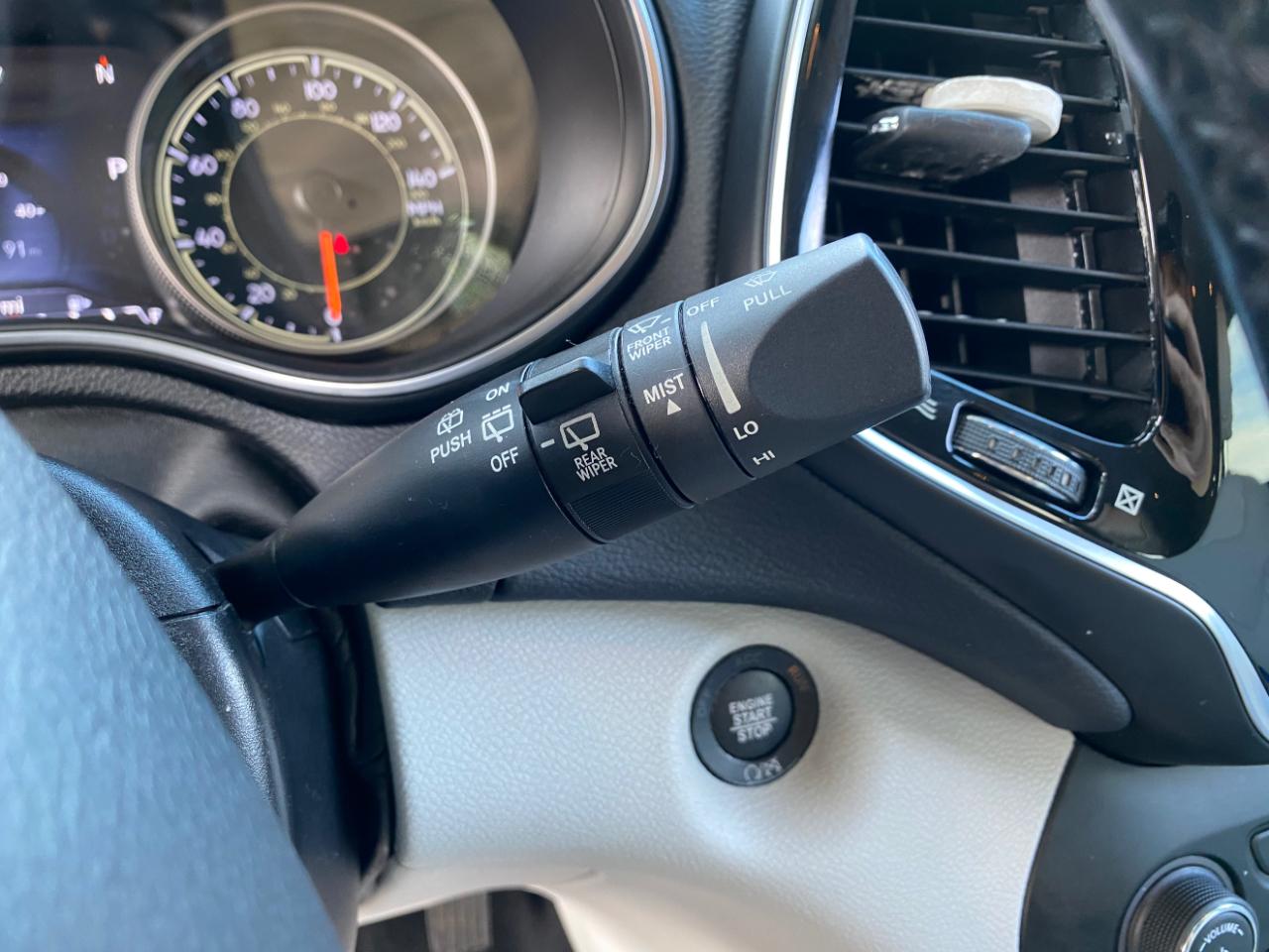 Jeep Cherokee Limited FWD 2020