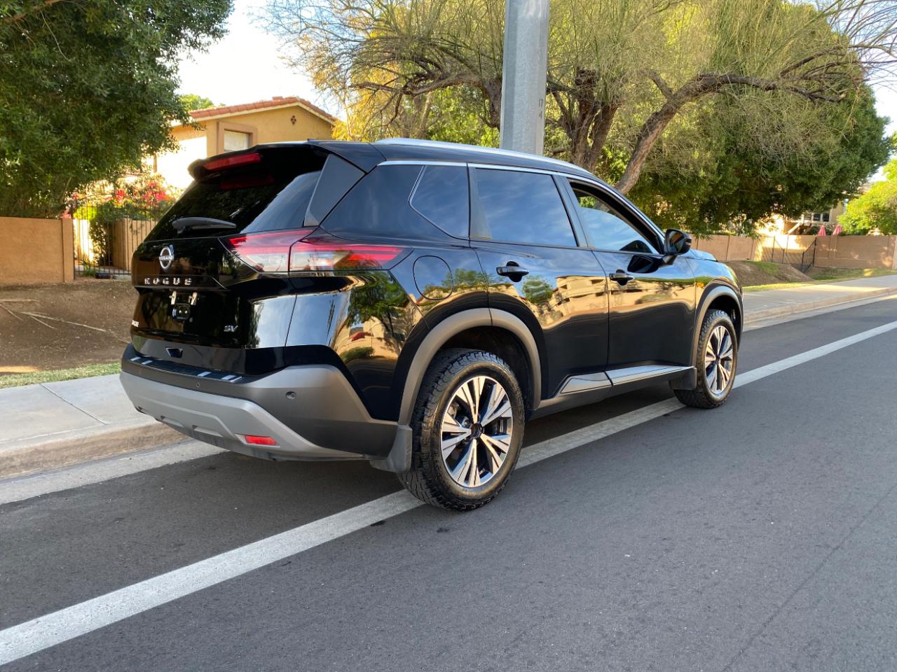 Nissan Rogue FWD SV *Limited Production* *Ltd Avail* 2022