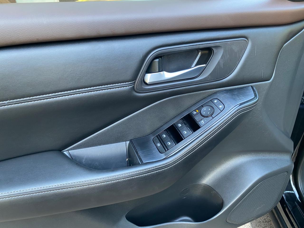 Nissan Rogue FWD SV *Limited Production* *Ltd Avail* 2022