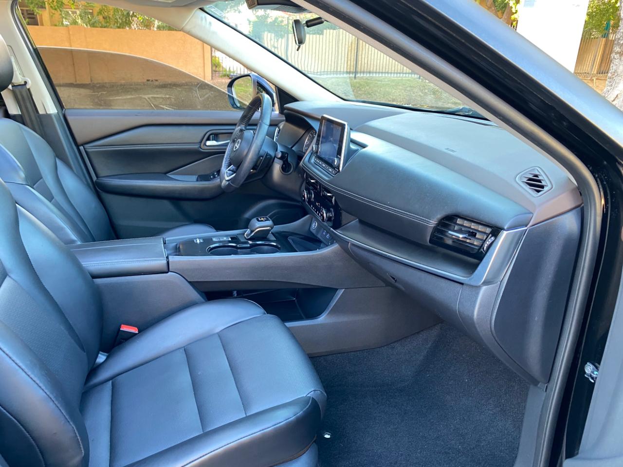 Nissan Rogue FWD SV *Limited Production* *Ltd Avail* 2022