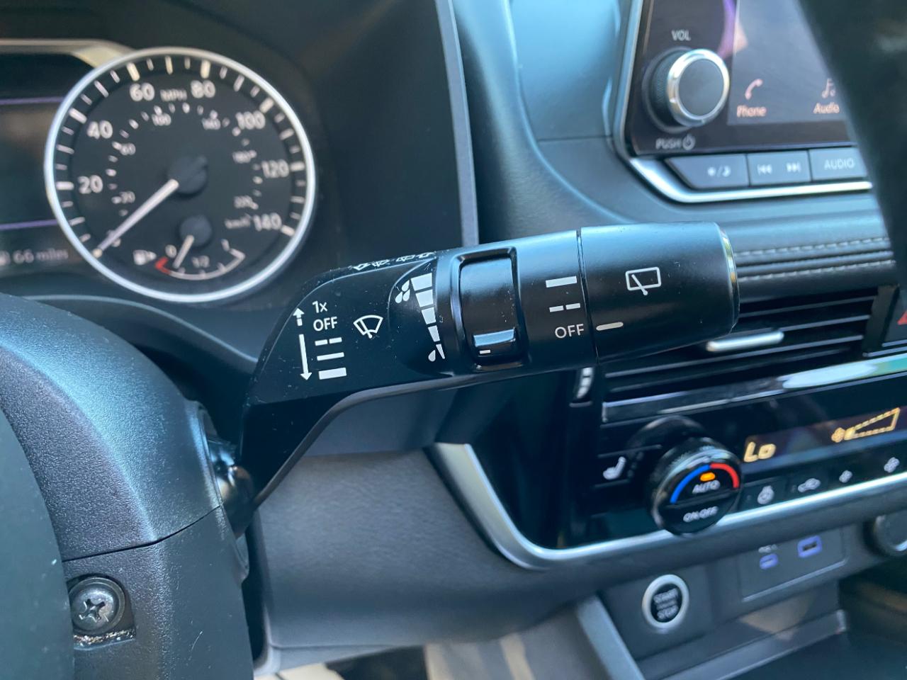 Nissan Rogue FWD SV *Limited Production* *Ltd Avail* 2022