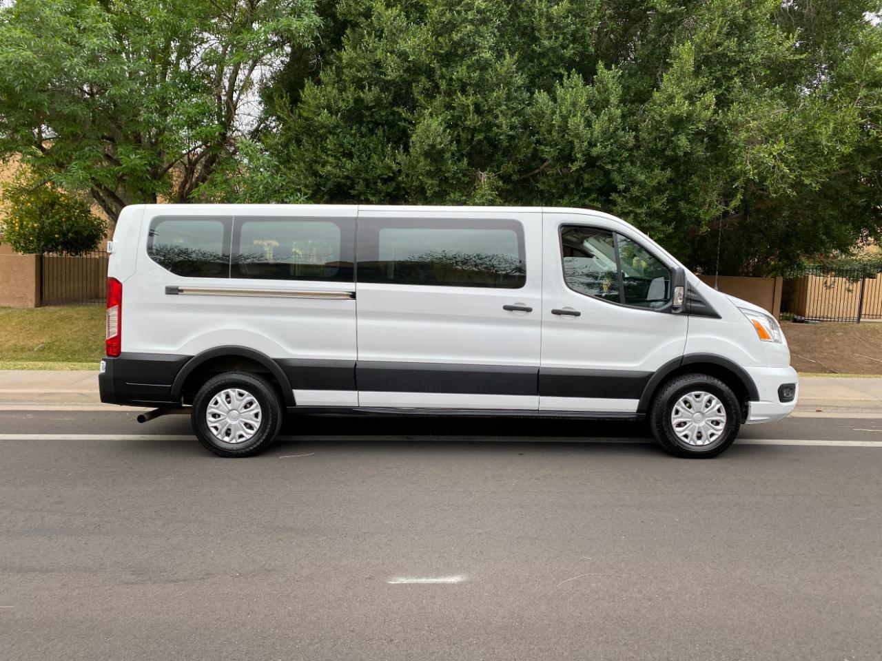 Ford Transit Passenger Wagon T-350 148" Low Roof XLT RWD 2022