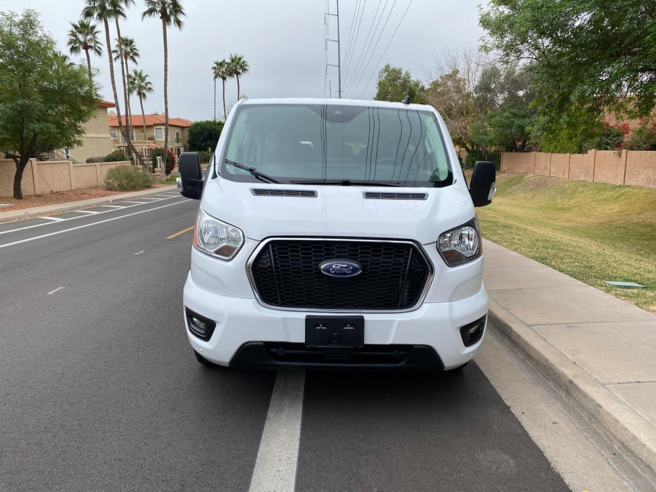 Ford Transit Passenger Wagon T-350 148" Low Roof XLT RWD 2022