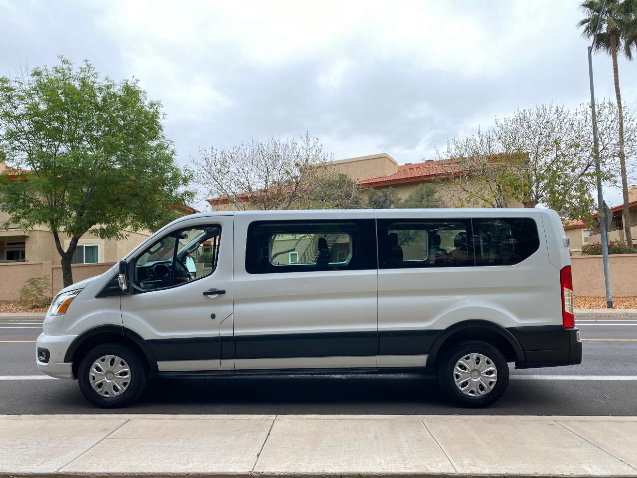 Ford Transit Passenger Wagon T-350 148" Low Roof XLT RWD 2022