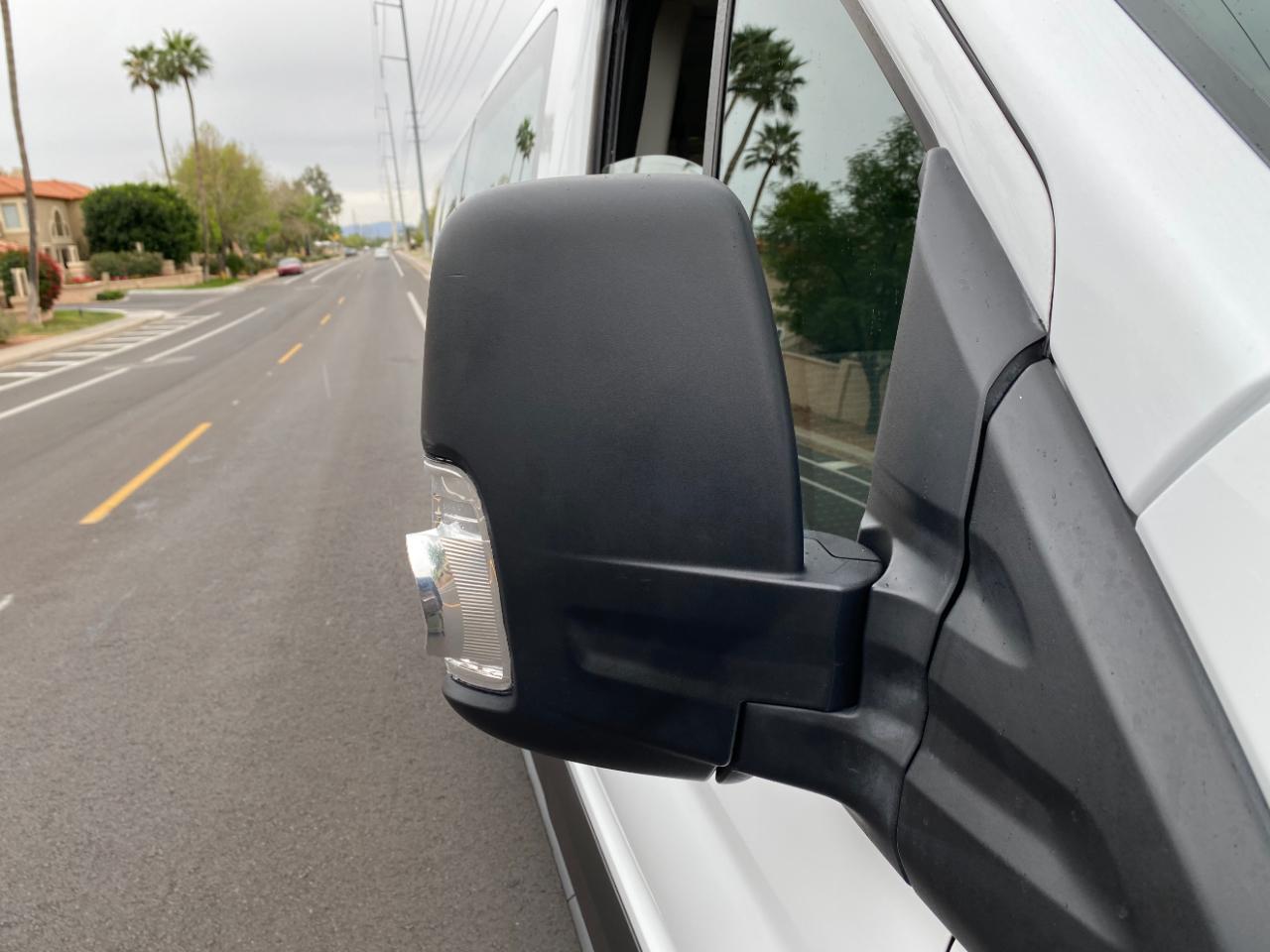 Ford Transit Passenger Wagon T-350 148" Low Roof XLT RWD 2022