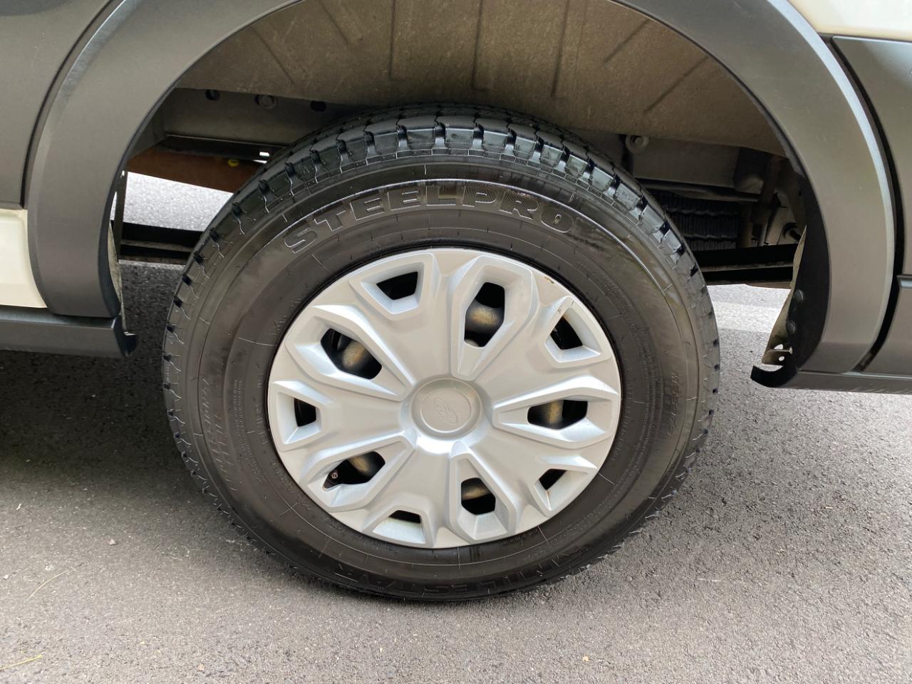 Ford Transit Passenger Wagon T-350 148" Low Roof XLT RWD 2022