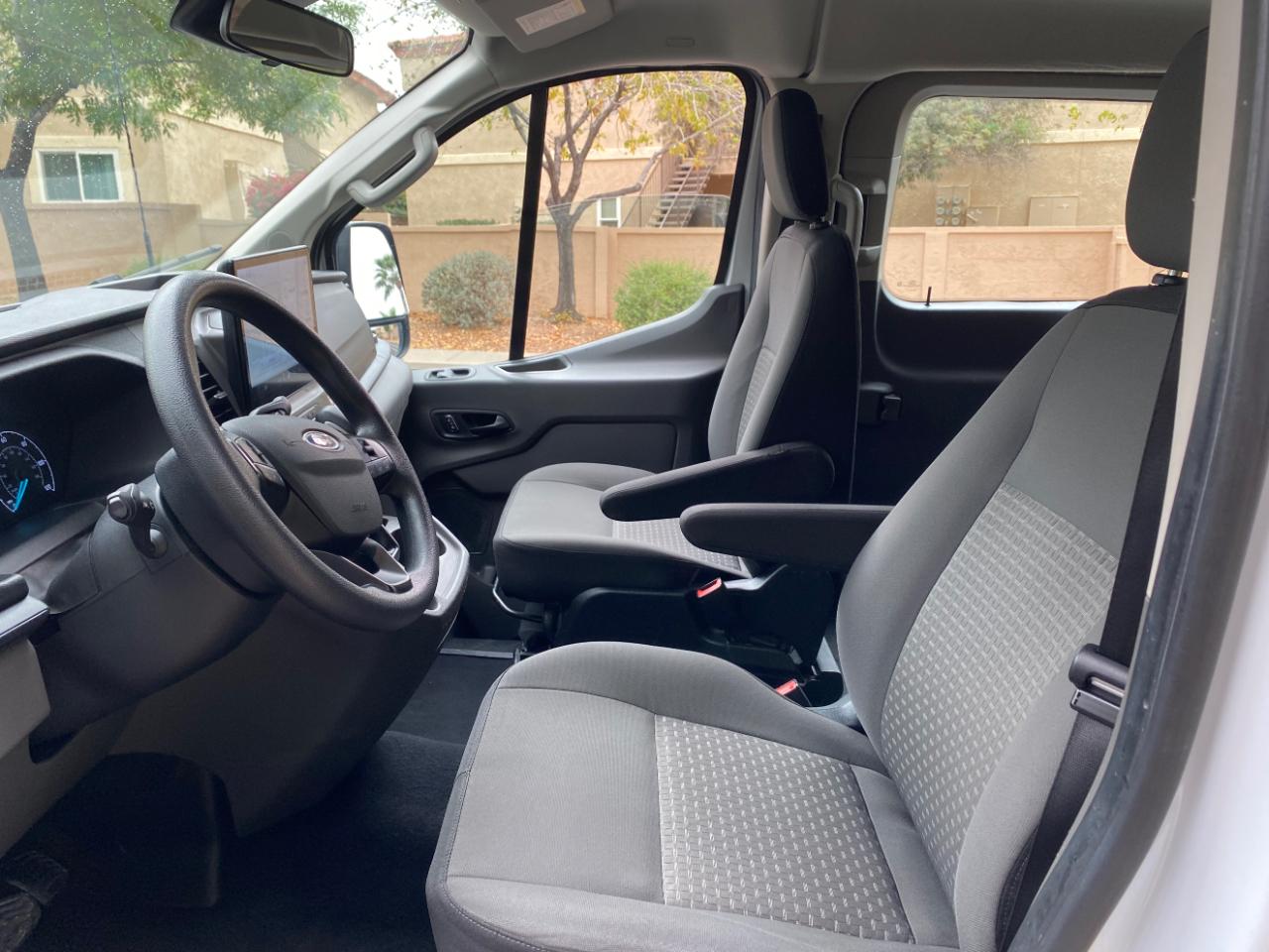 Ford Transit Passenger Wagon T-350 148" Low Roof XLT RWD 2022