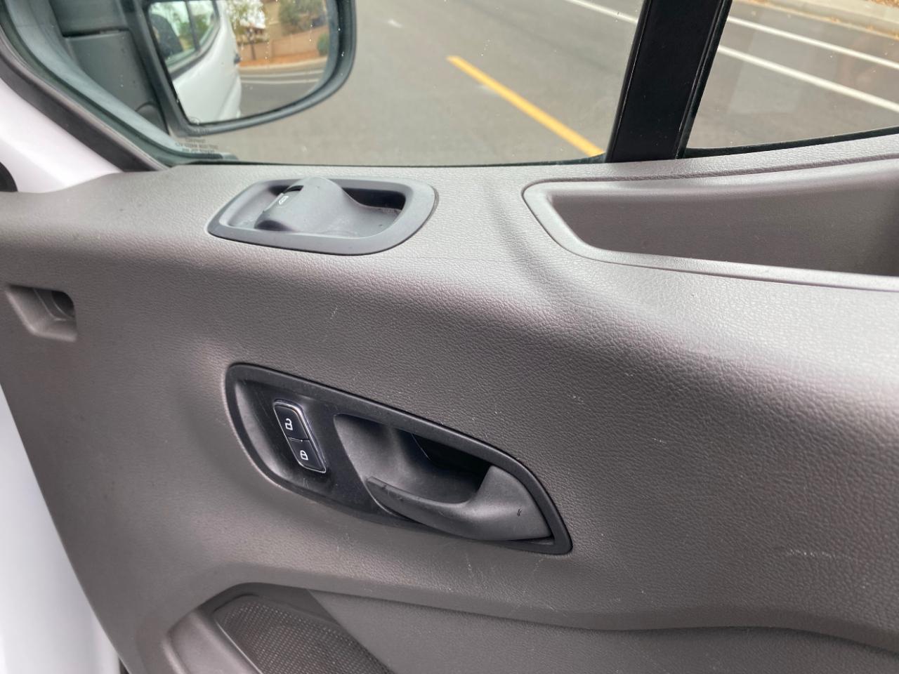 Ford Transit Passenger Wagon T-350 148" Low Roof XLT RWD 2022