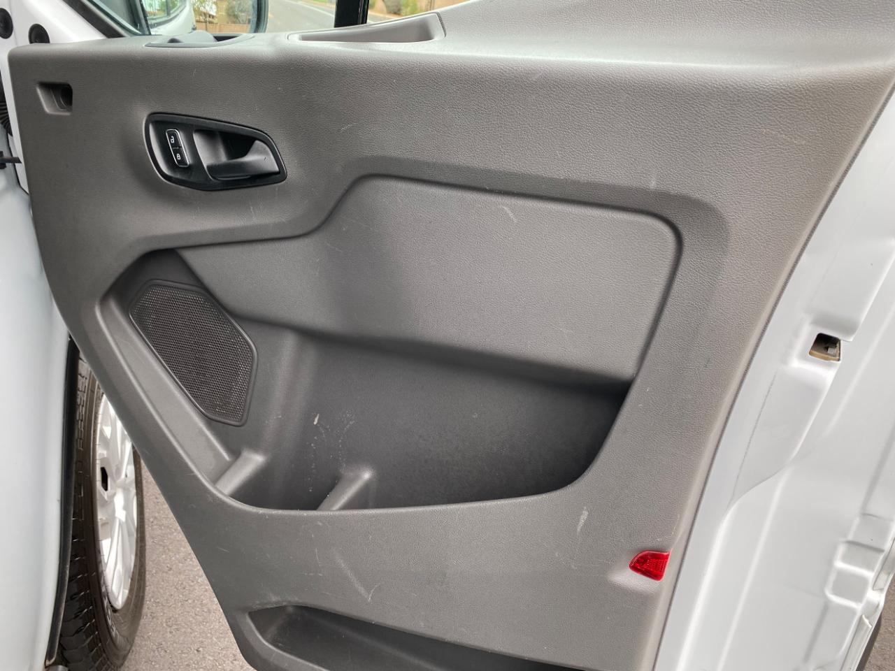 Ford Transit Passenger Wagon T-350 148" Low Roof XLT RWD 2022