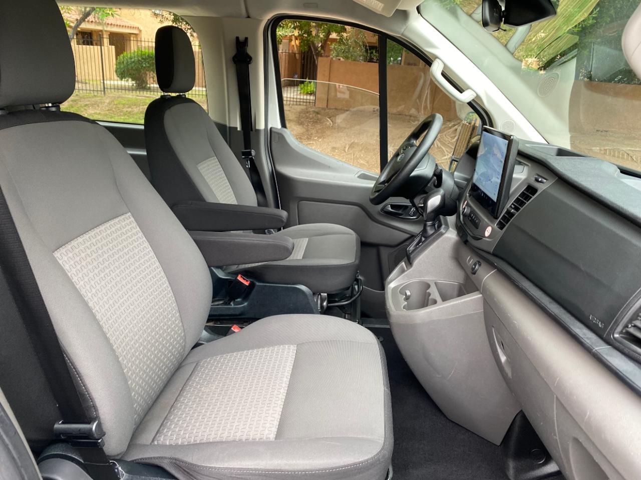 Ford Transit Passenger Wagon T-350 148" Low Roof XLT RWD 2022