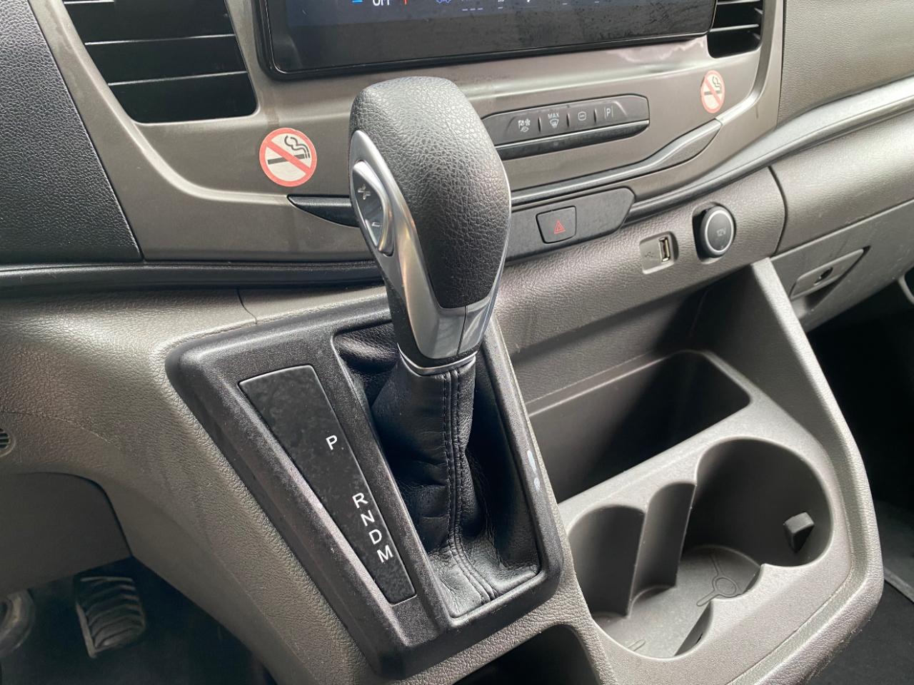 Ford Transit Passenger Wagon T-350 148" Low Roof XLT RWD 2022