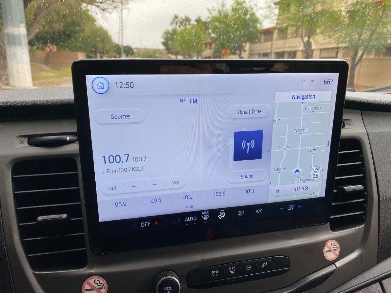 Ford Transit Passenger Wagon T-350 148" Low Roof XLT RWD 2022