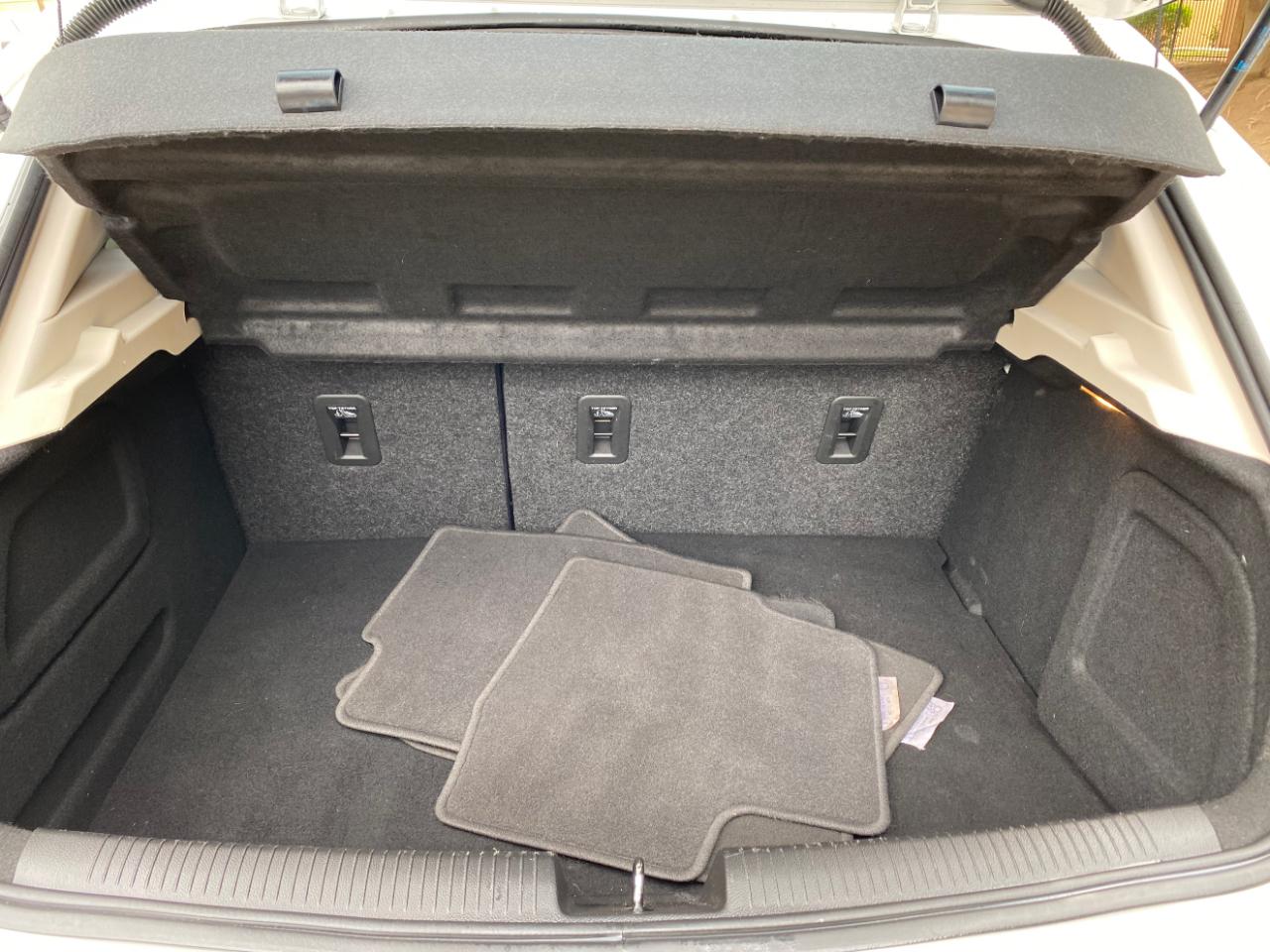 Chevrolet Cruze 4dr HB 1.4L LT w/1SD 2017