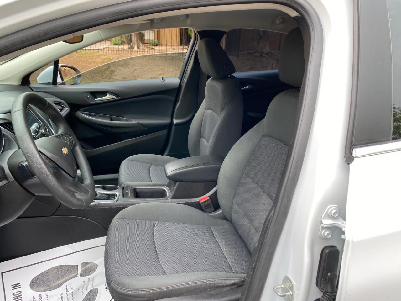 Chevrolet Cruze 4dr HB 1.4L LT w/1SD 2017