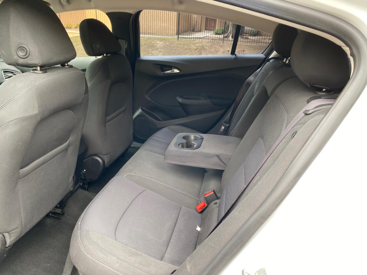 Chevrolet Cruze 4dr HB 1.4L LT w/1SD 2017