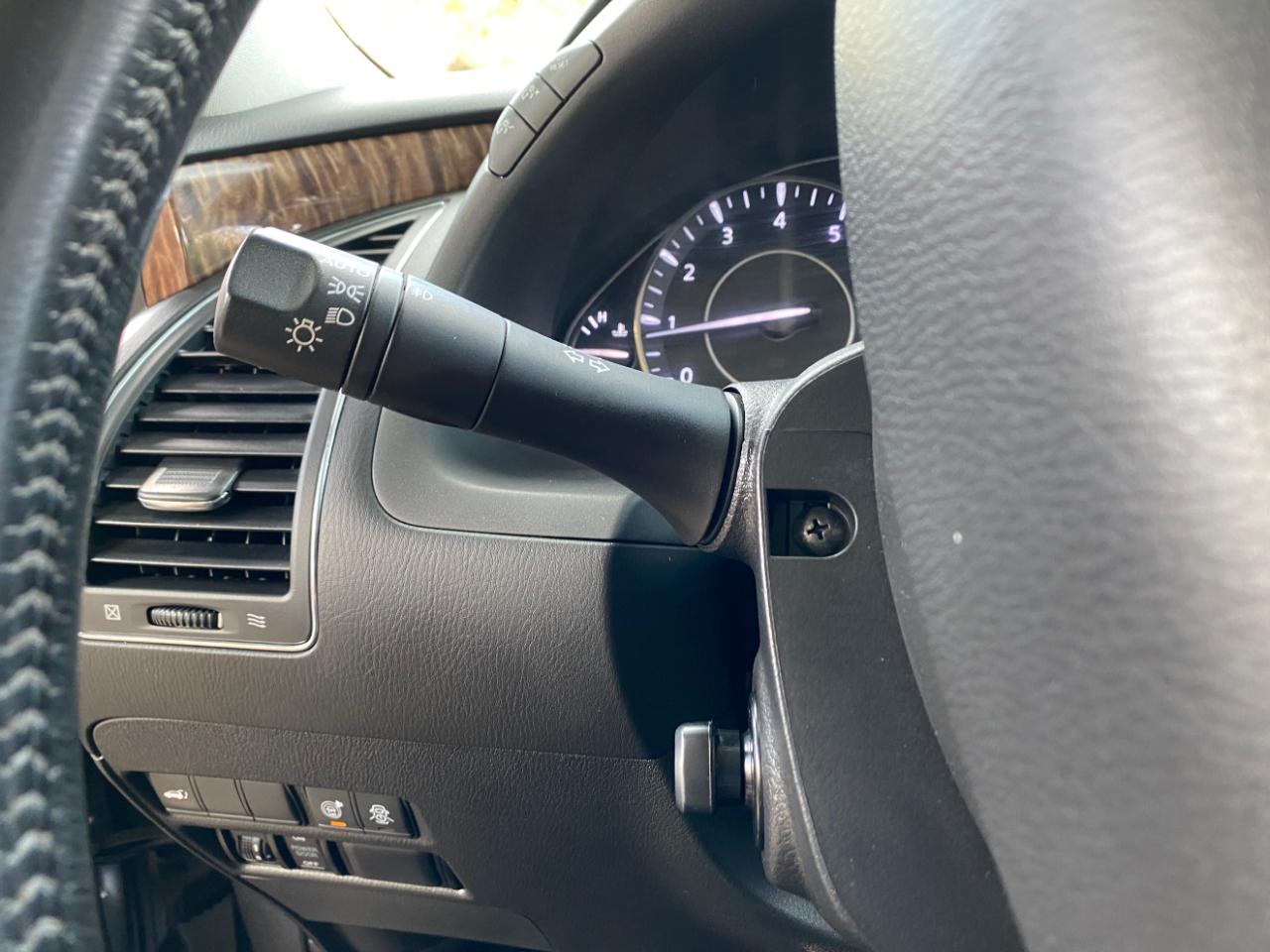 Nissan Armada 4x4 SL 2019