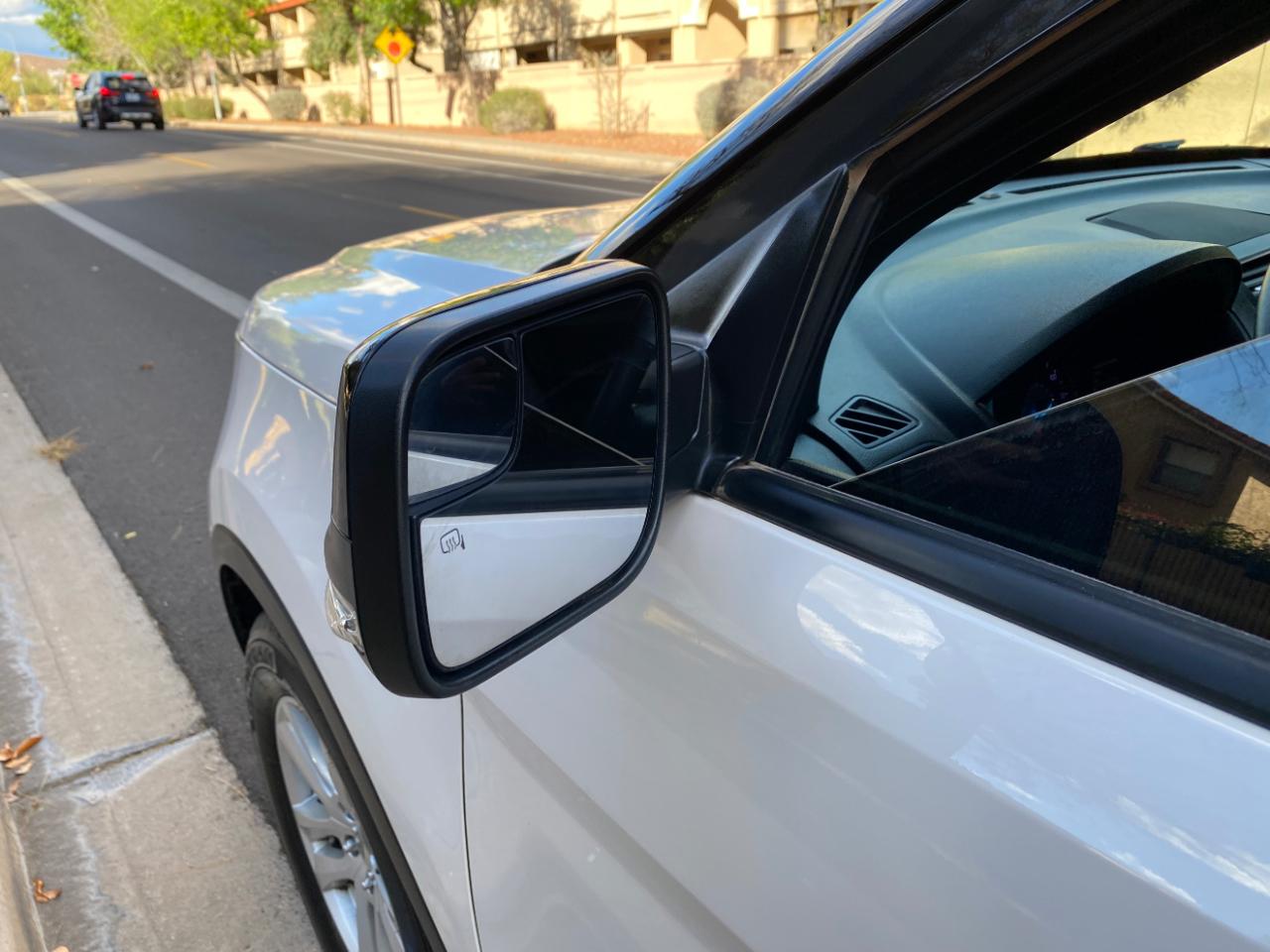 Ford Explorer XLT 4WD 2018