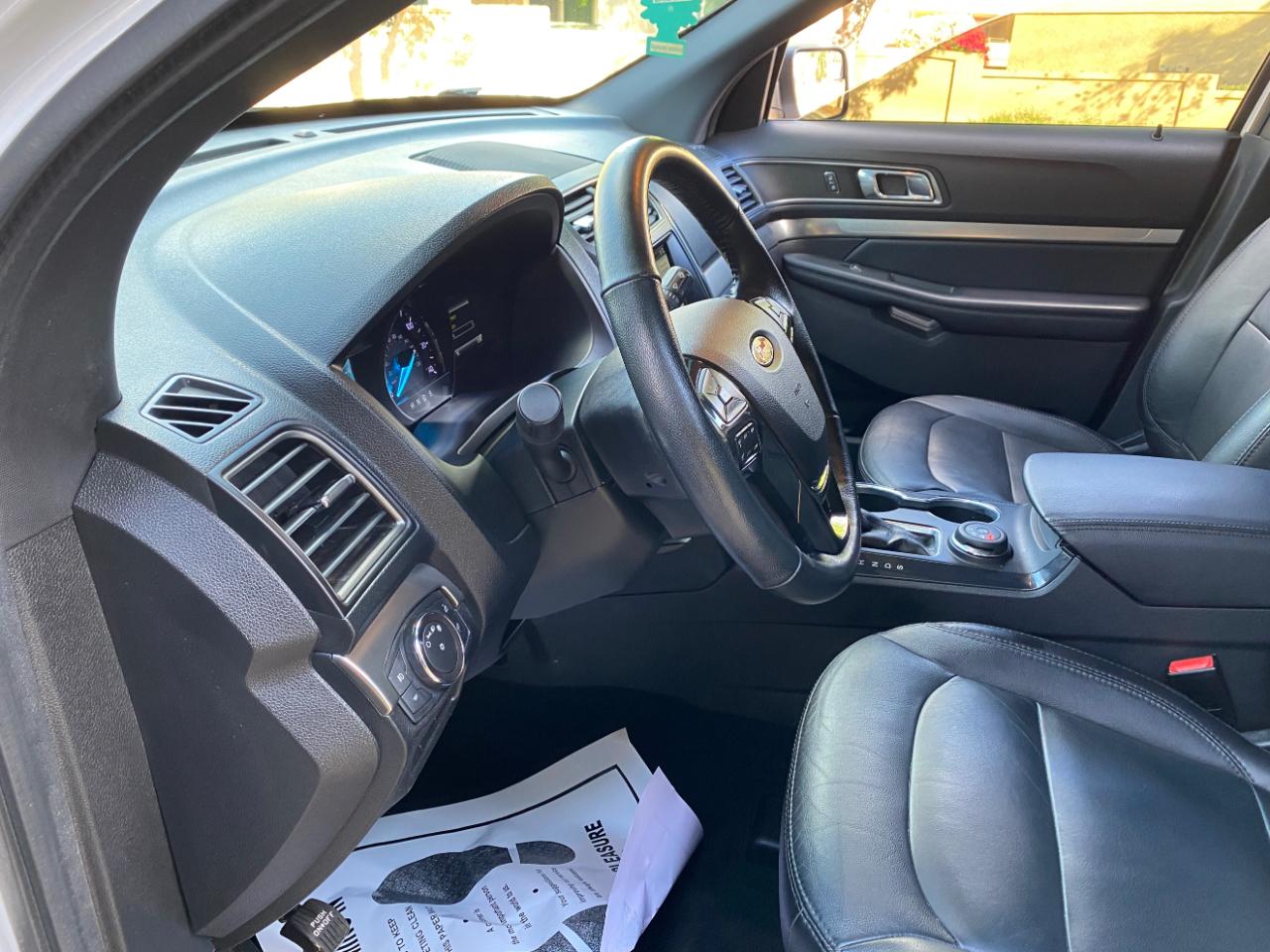 Ford Explorer XLT 4WD 2018