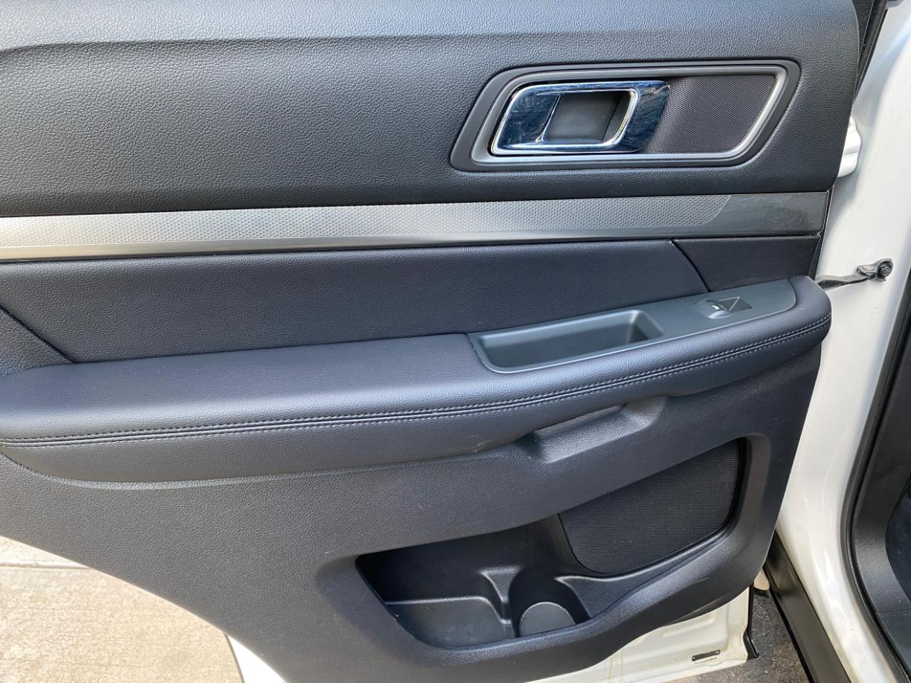 Ford Explorer XLT 4WD 2018