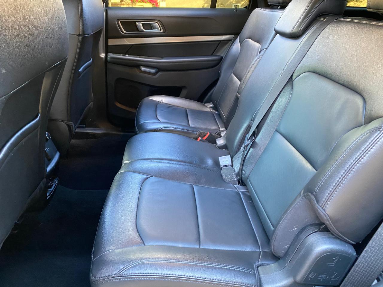 Ford Explorer XLT 4WD 2018