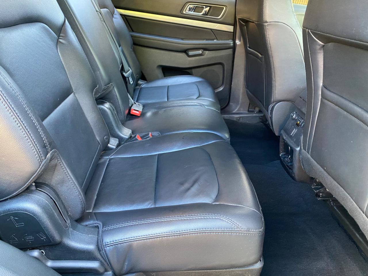 Ford Explorer XLT 4WD 2018