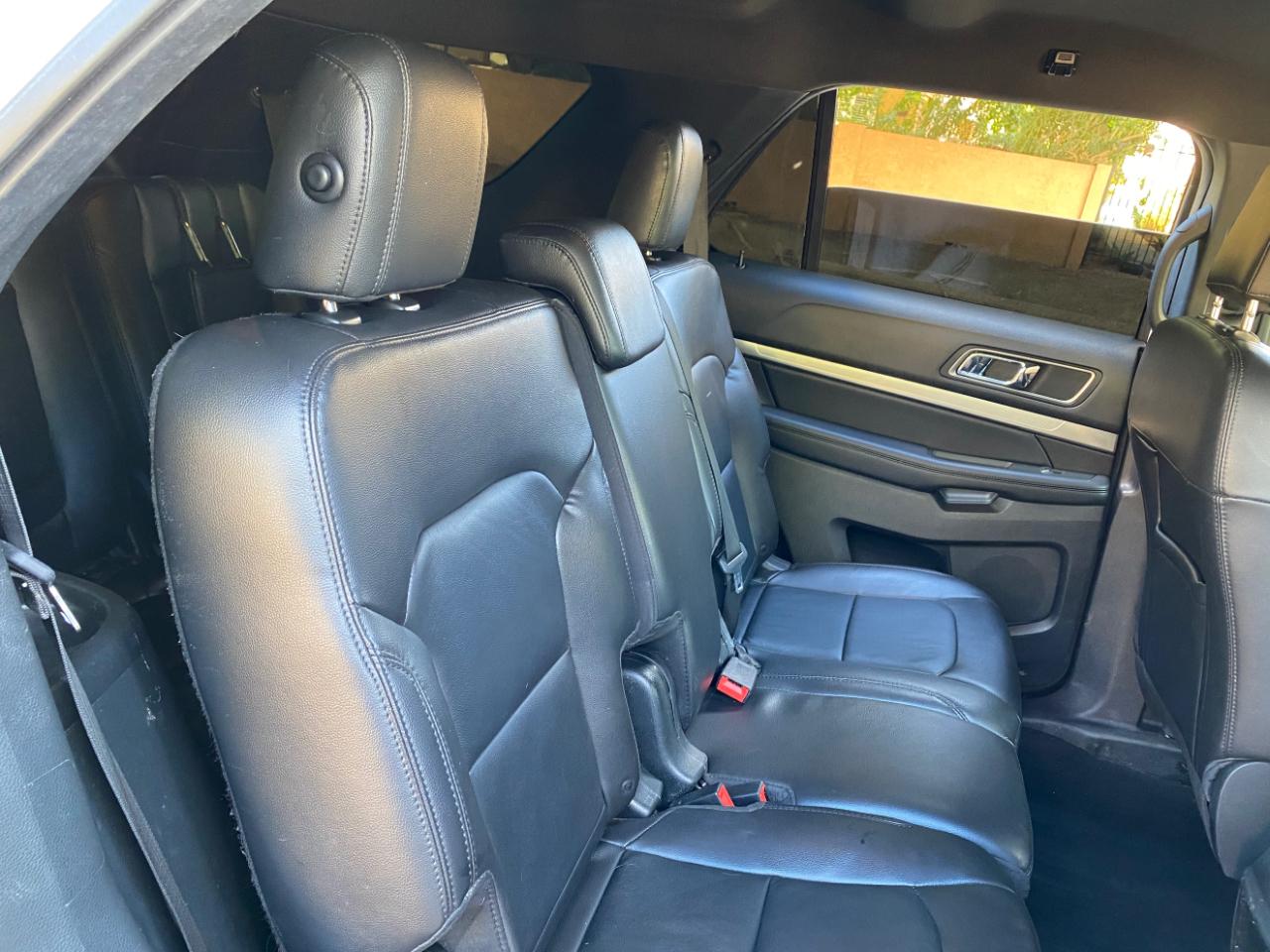 Ford Explorer XLT 4WD 2018