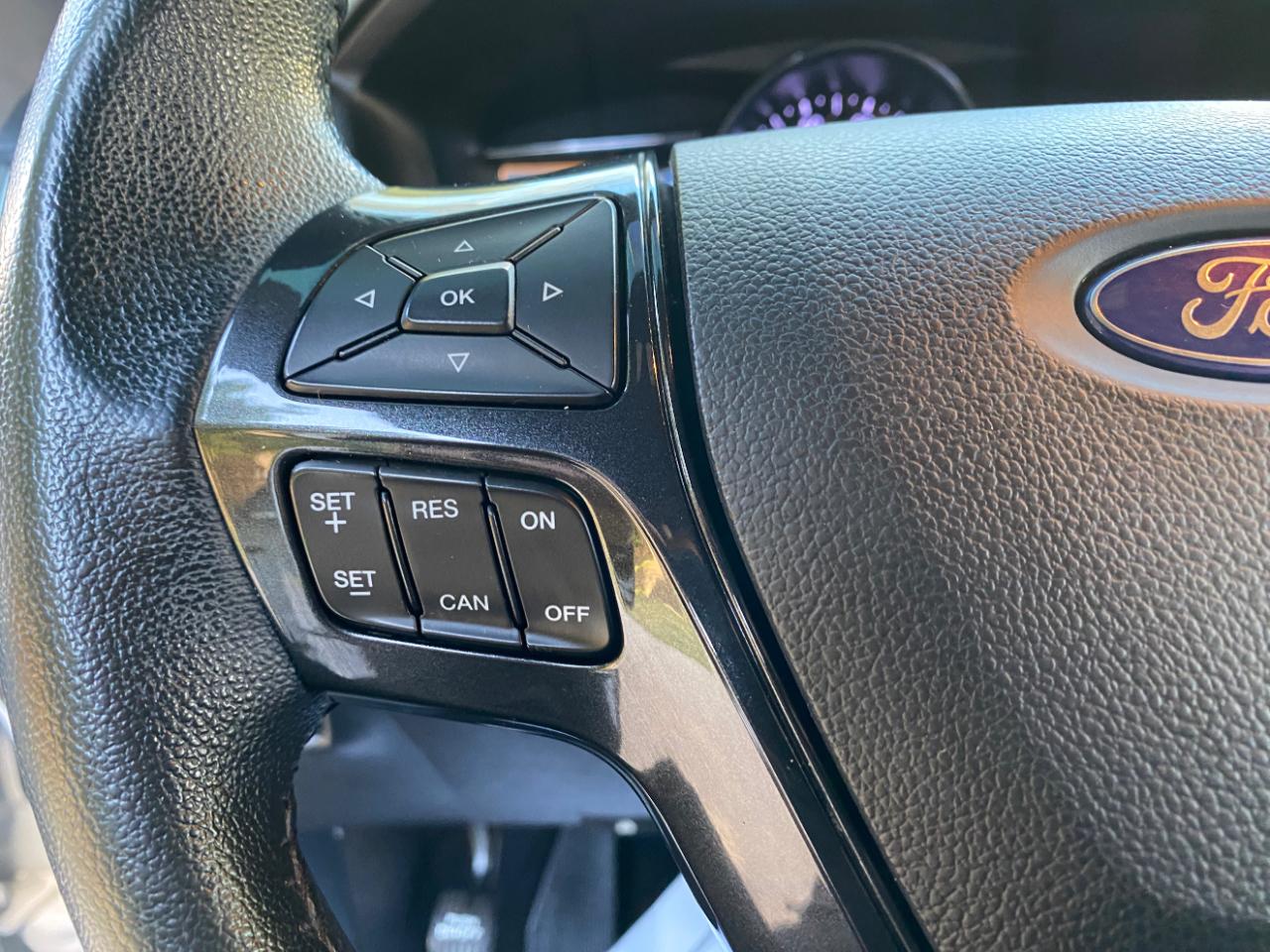 Ford Explorer XLT 4WD 2018