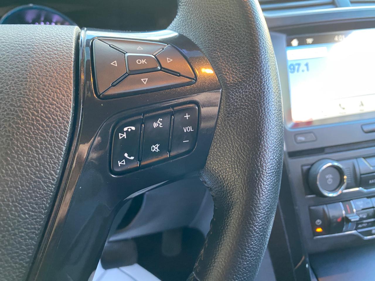 Ford Explorer XLT 4WD 2018