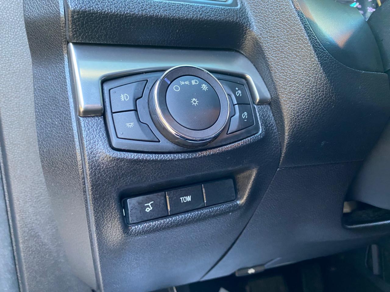 Ford Explorer XLT 4WD 2018