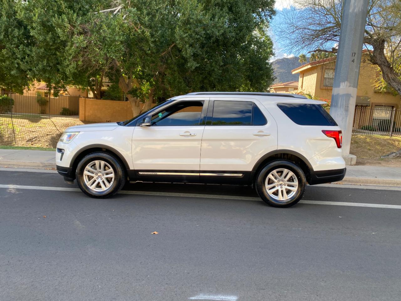 Ford Explorer XLT 4WD 2018