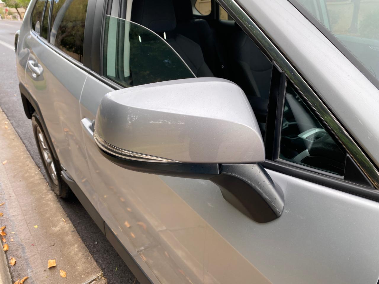 Toyota RAV4 Hybrid LE AWD (Natl) 2025