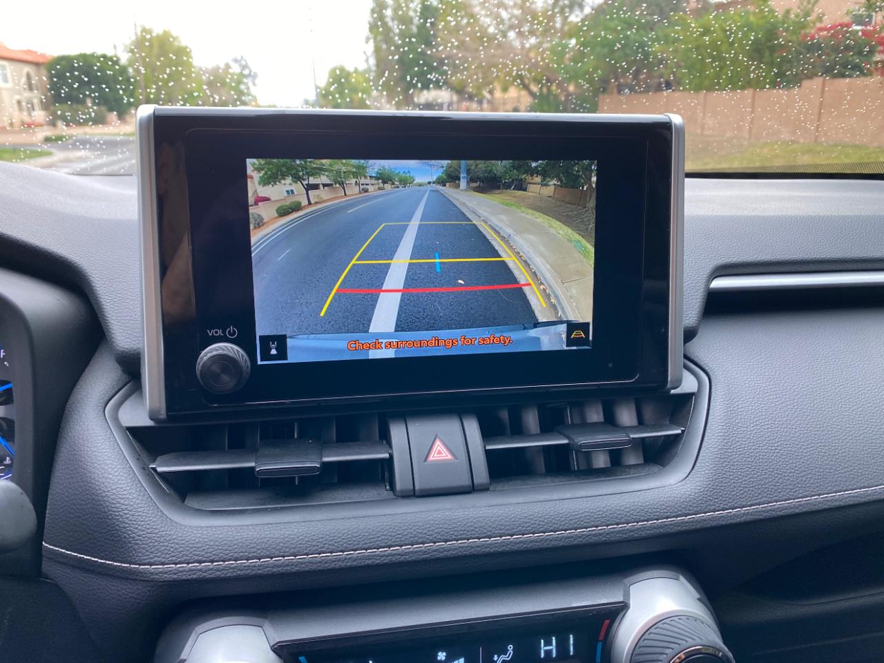 Toyota RAV4 Hybrid LE AWD (Natl) 2025