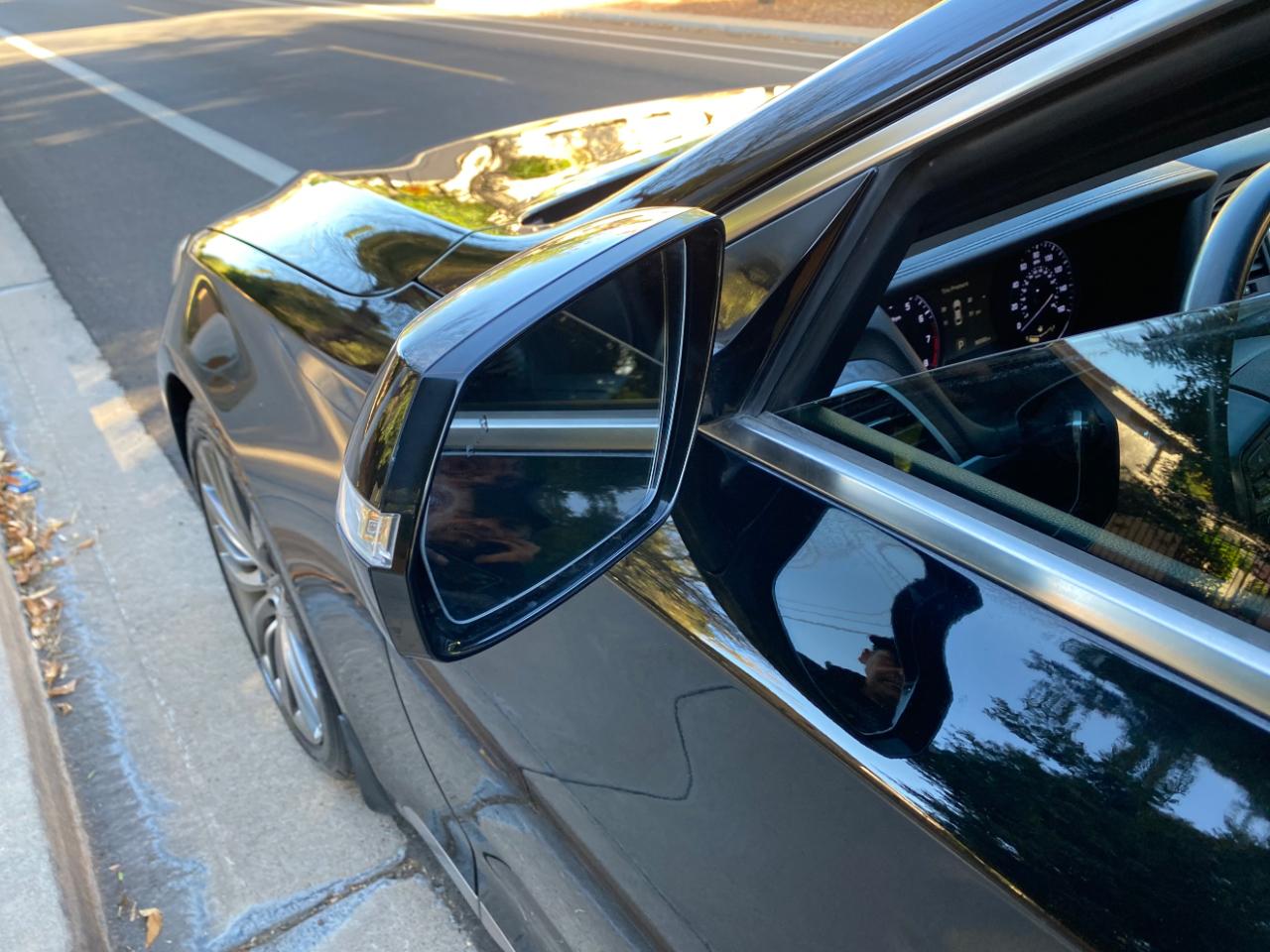 Hyundai Genesis 4dr Sdn V8 5.0L RWD 2015