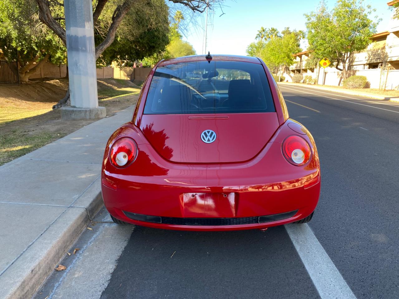 Volkswagen New Beetle Coupe 2dr Auto 2009