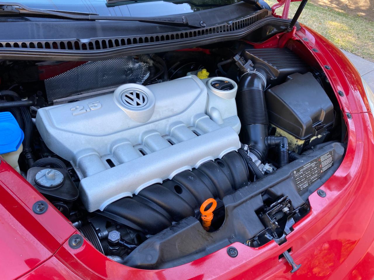 Volkswagen New Beetle Coupe 2dr Auto 2009