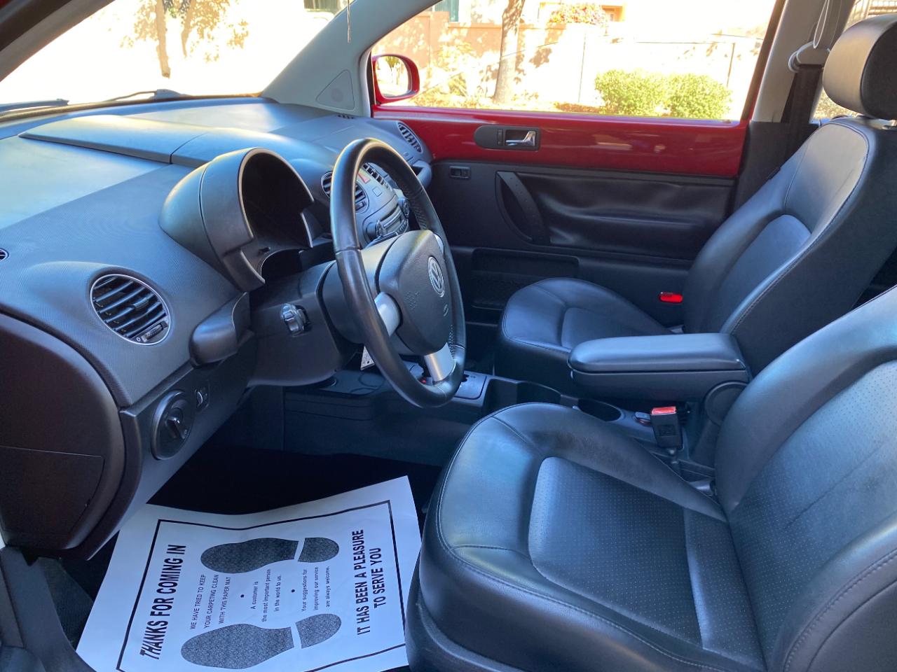 Volkswagen New Beetle Coupe 2dr Auto 2009