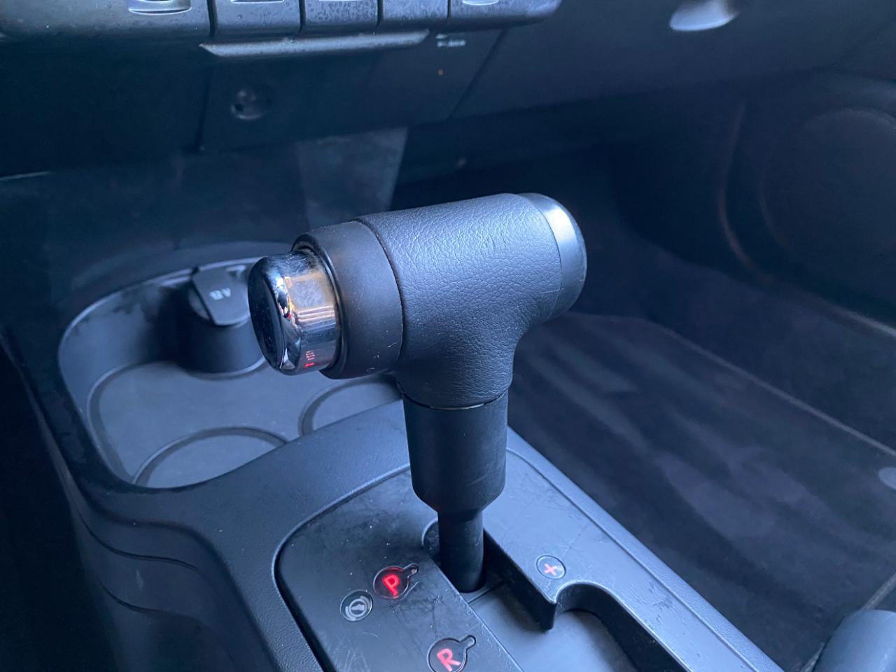 Volkswagen New Beetle Coupe 2dr Auto 2009