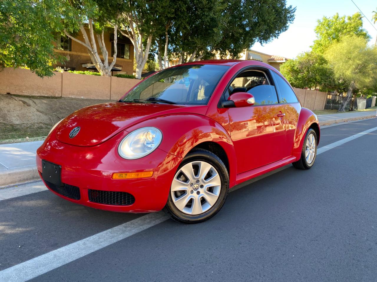 Volkswagen New Beetle Coupe 2dr Auto 2009