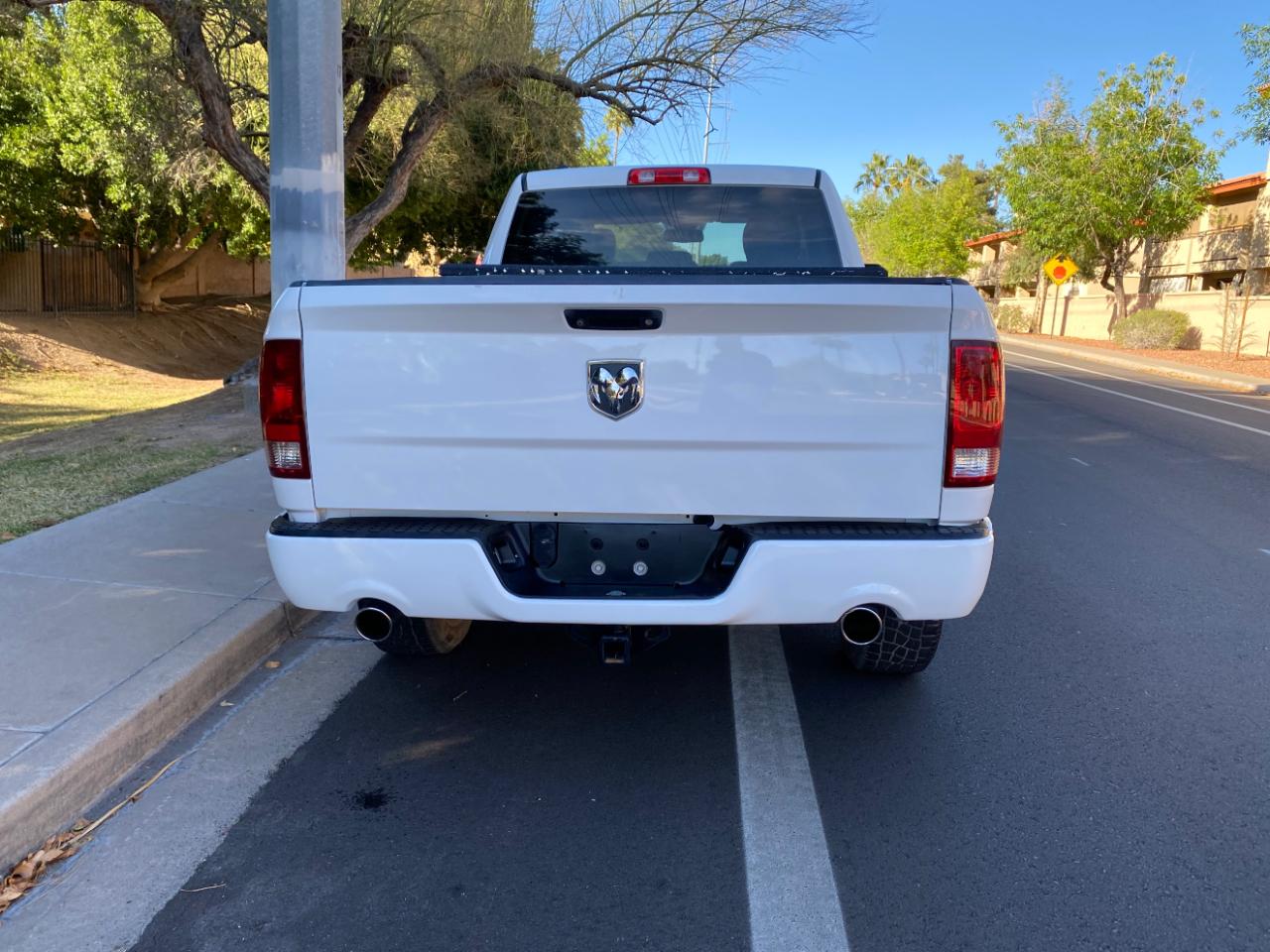 RAM 1500 2WD Quad Cab 140.5" Express 2016