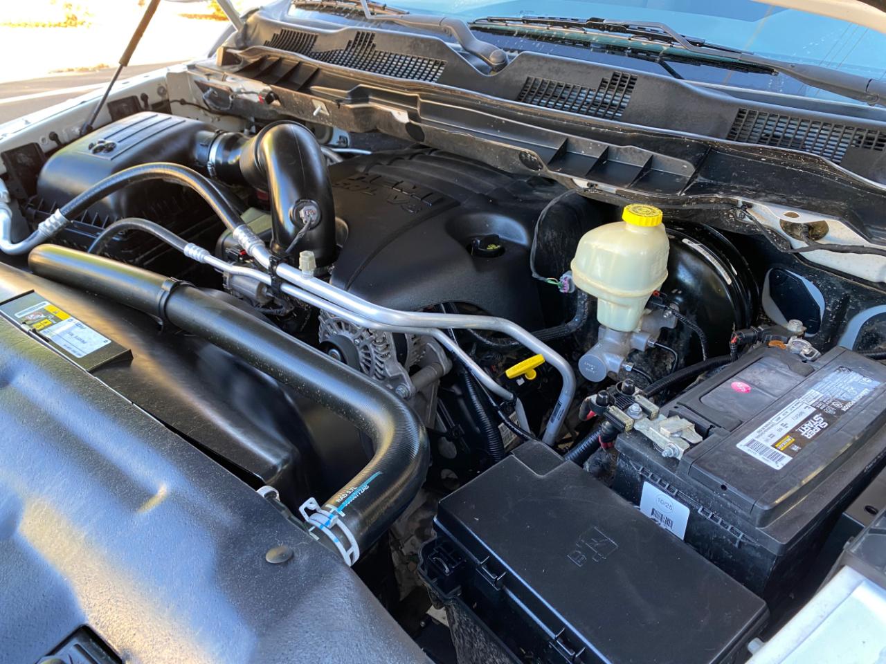 RAM 1500 2WD Quad Cab 140.5" Express 2016