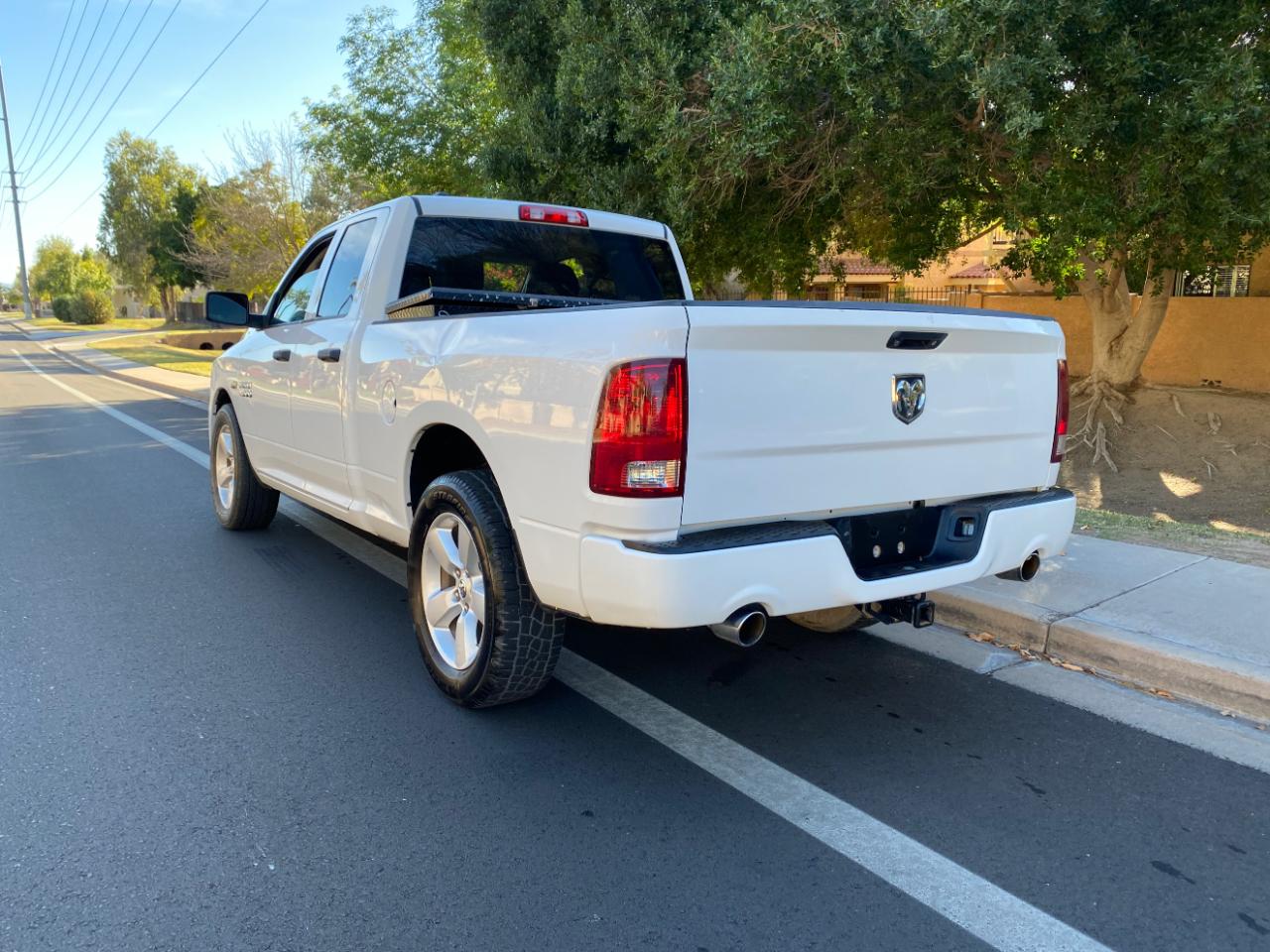 RAM 1500 2WD Quad Cab 140.5" Express 2016